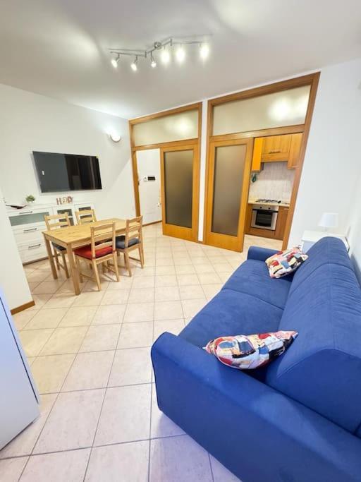 Ferienwohnung Il Nido Di Silvia A Due Passi Dal Teatro Rossini Pesaro Exterior foto